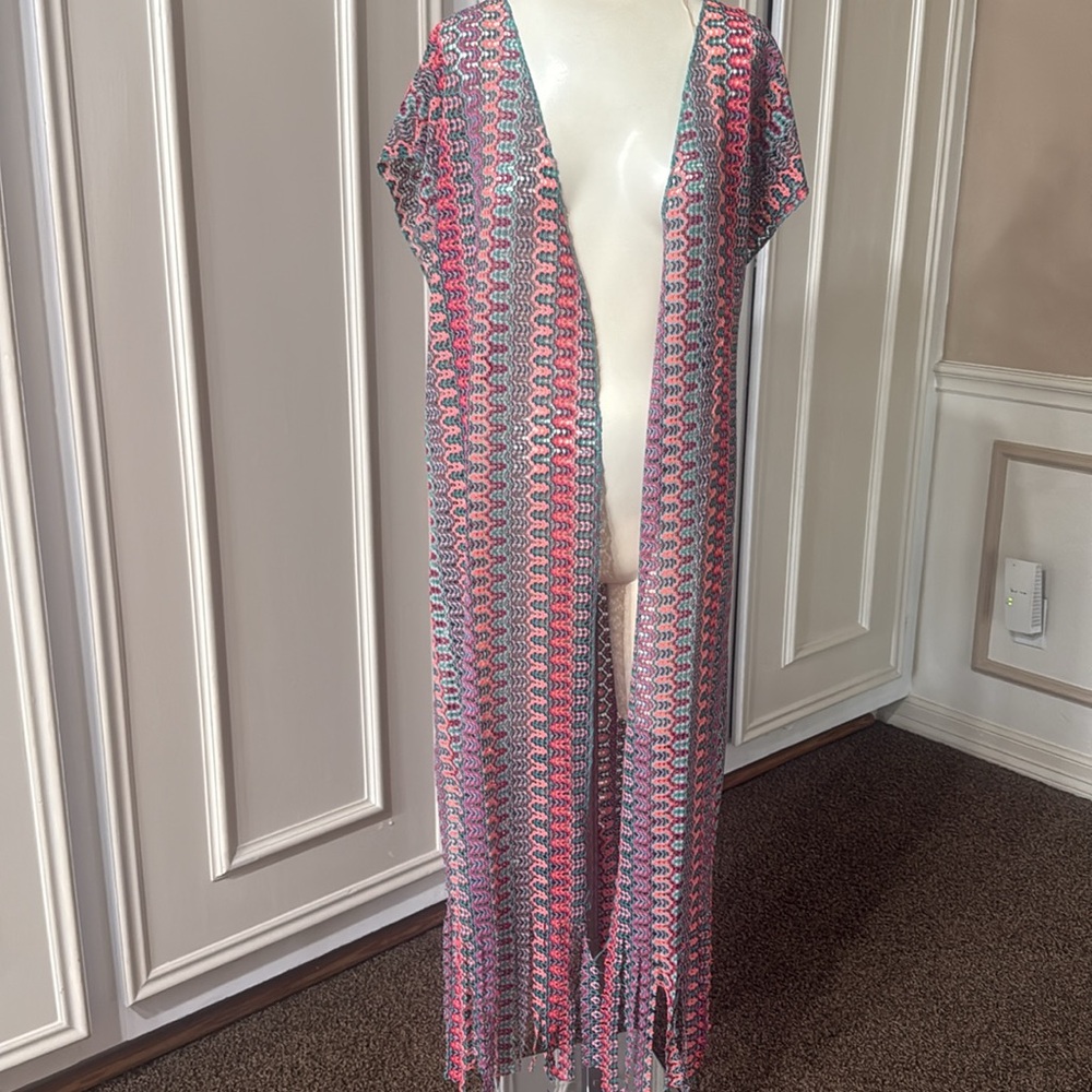 Colorful Open-Front Maxi Caoverup - Picture 2 of 4